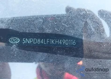 2019 Hyundai Elantra Sel z USA, uszkodzony, nr VIN 5NPD84LF1KH490116